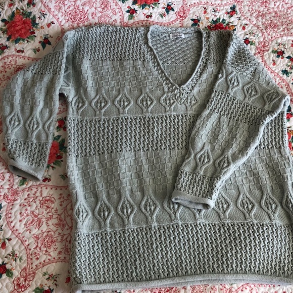 Vintage Renee Hauer Women’s Over-Sized, Long Sleeve Sweater - Picture 4 of 15